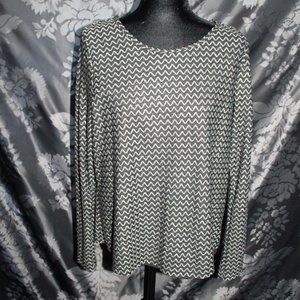 three pink hearts top